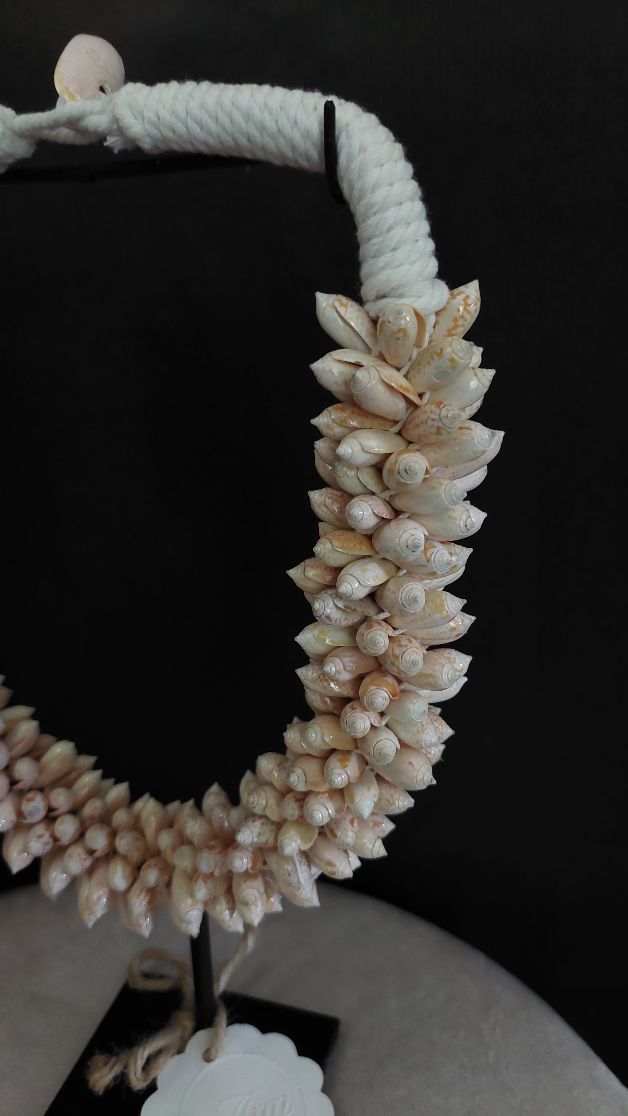 Schelpenketting zalmkleurig