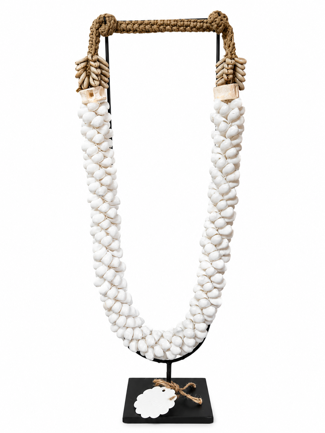 Schelpenketting op standaard – 55 cm