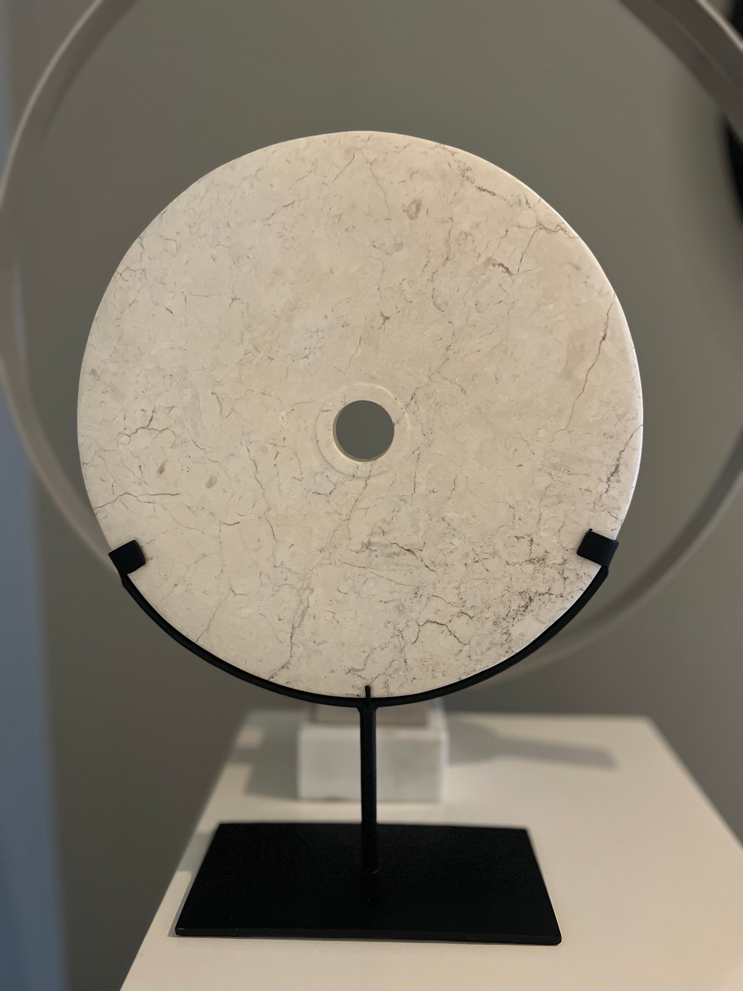 Marmer molensteen op standaard 30 cm