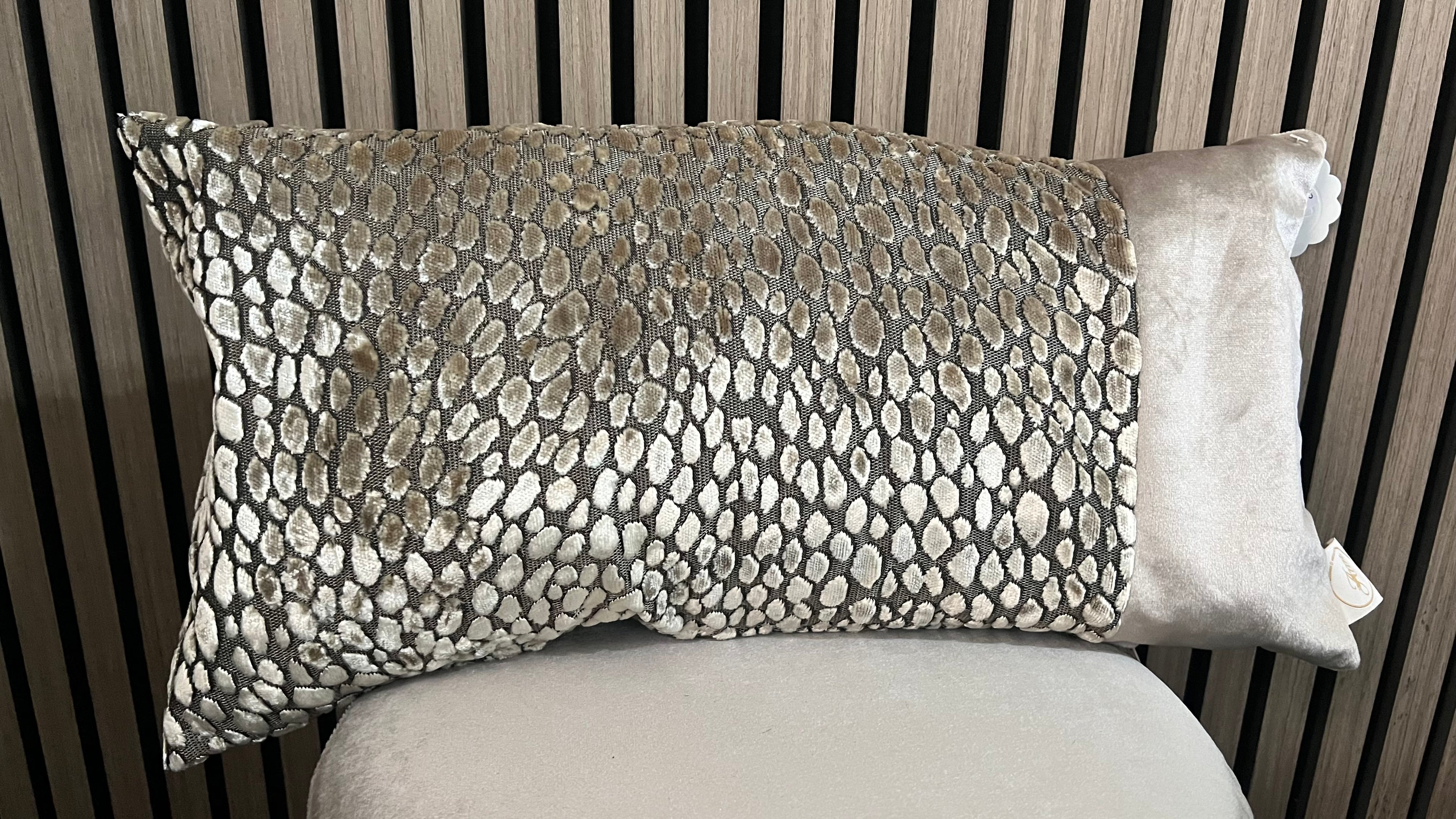 Langwerpig kussen leopard/champagne