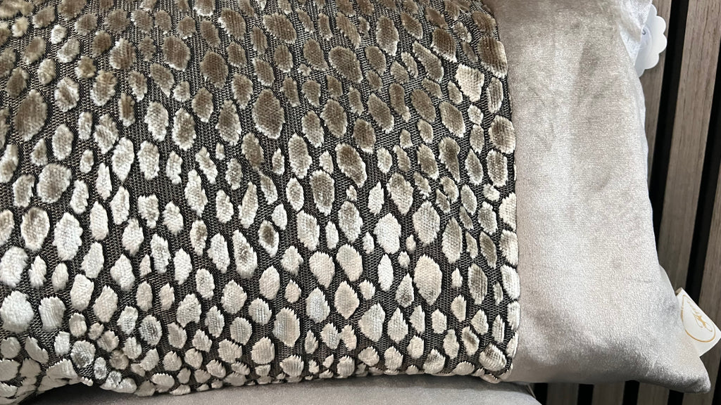 Langwerpig kussen leopard/champagne