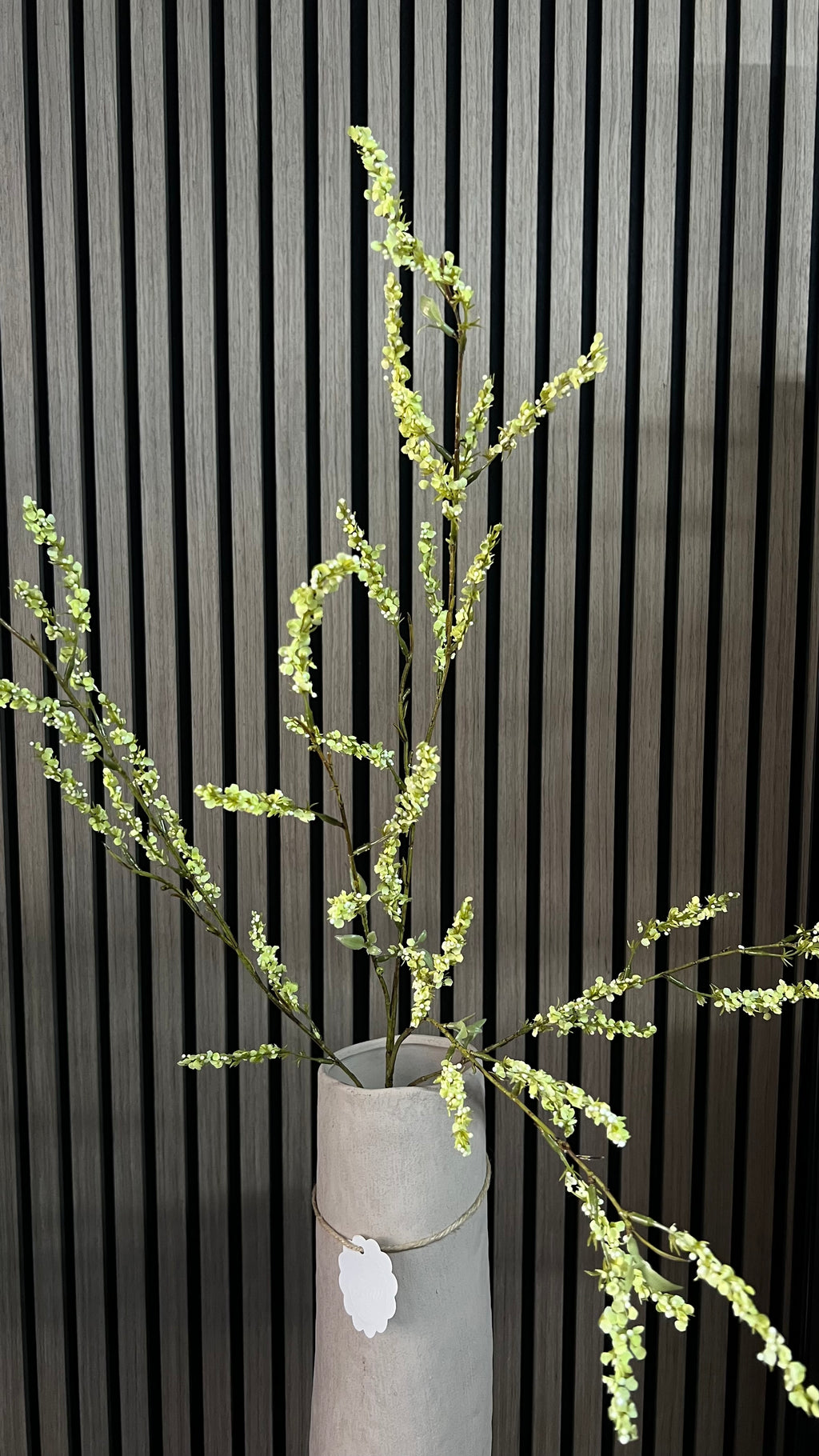 Kunsttak Bruidsbloem Groen – Luchtig en Elegant