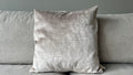 Croco Velvet Beige – Luxe Sierkussen | Croco Design